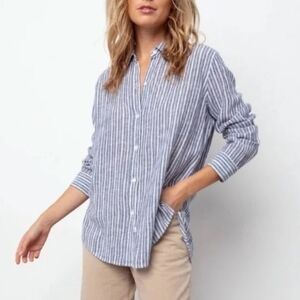 RAILS Sydney Arctic Stripe Collared Button-down Shirt | Top. Size Small.